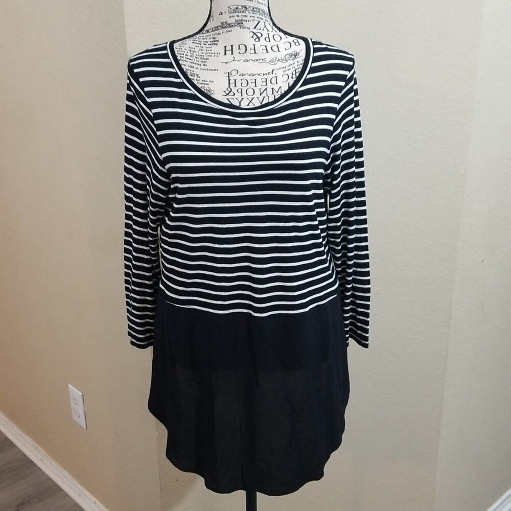 Two Vince Camuto stripe‎ dress size small